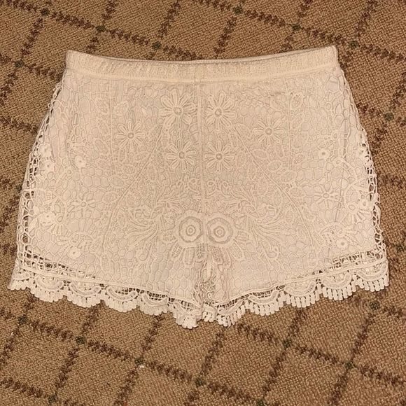 PacSun Other - Pacsun LA Hearts crocheted shorts NWT M